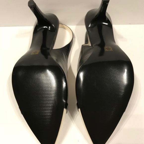 New! Anne Klein pointed toe pump - Picture 2 of 2